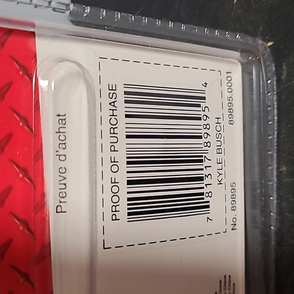 Kyle Busch #18 Nascar Race Car & Sticker M&M's Car Winners Circle - Picture 5 of 5